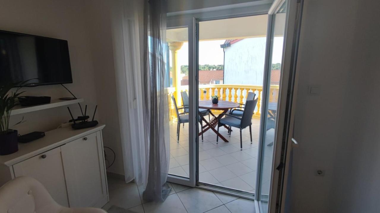 Apartman Lino Medulin Buitenkant foto