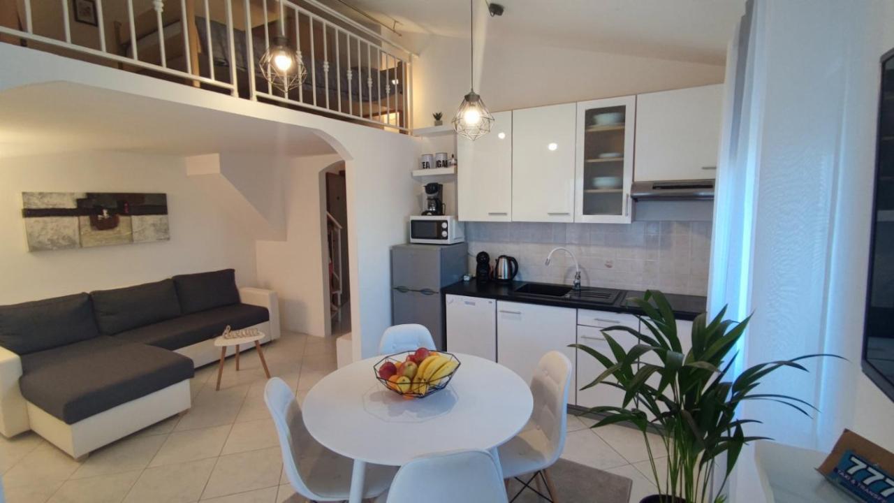 Apartman Lino Medulin Buitenkant foto