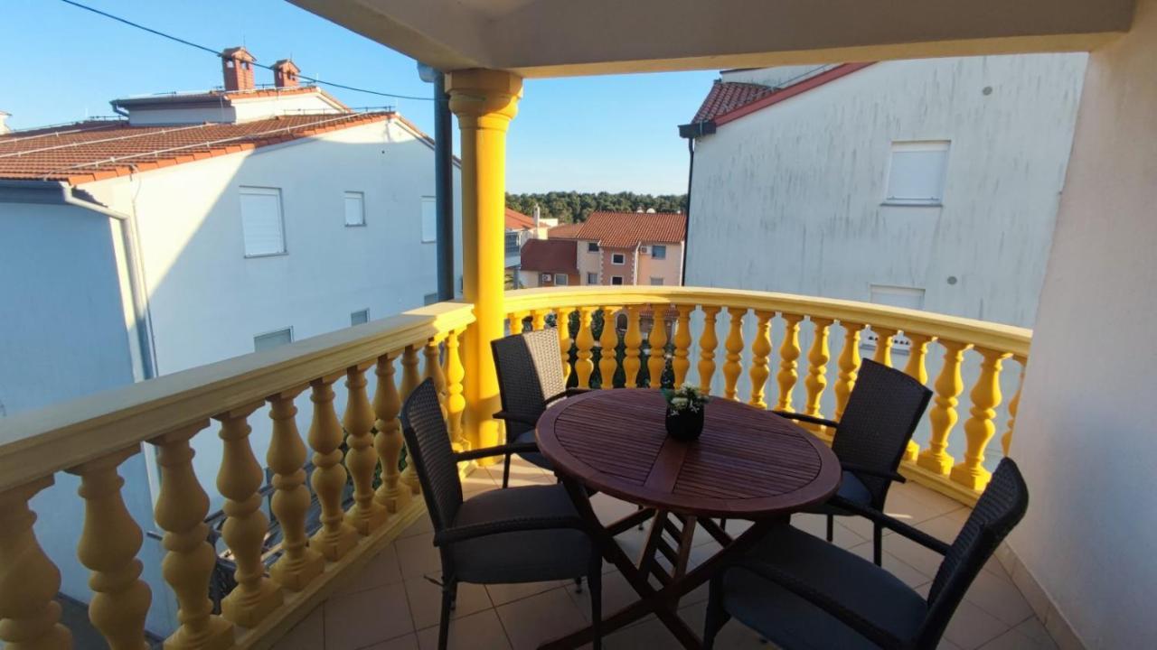 Apartman Lino Medulin Buitenkant foto